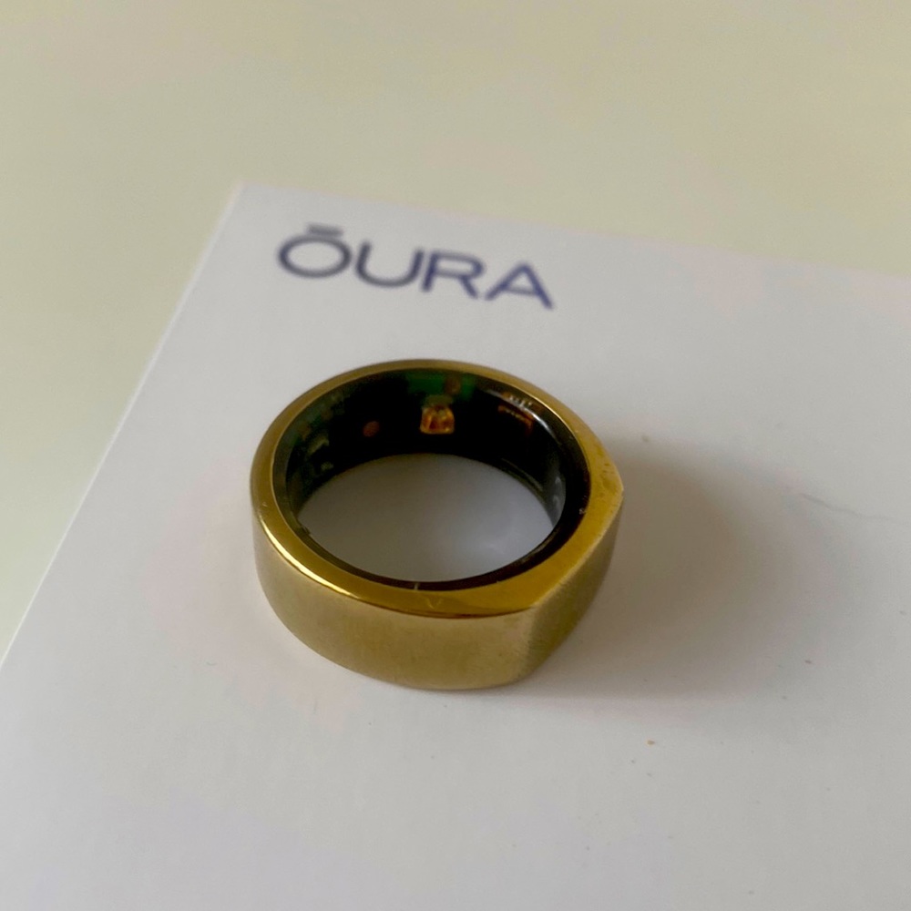 Oura Ring version 2 - Picture 1 of 1
